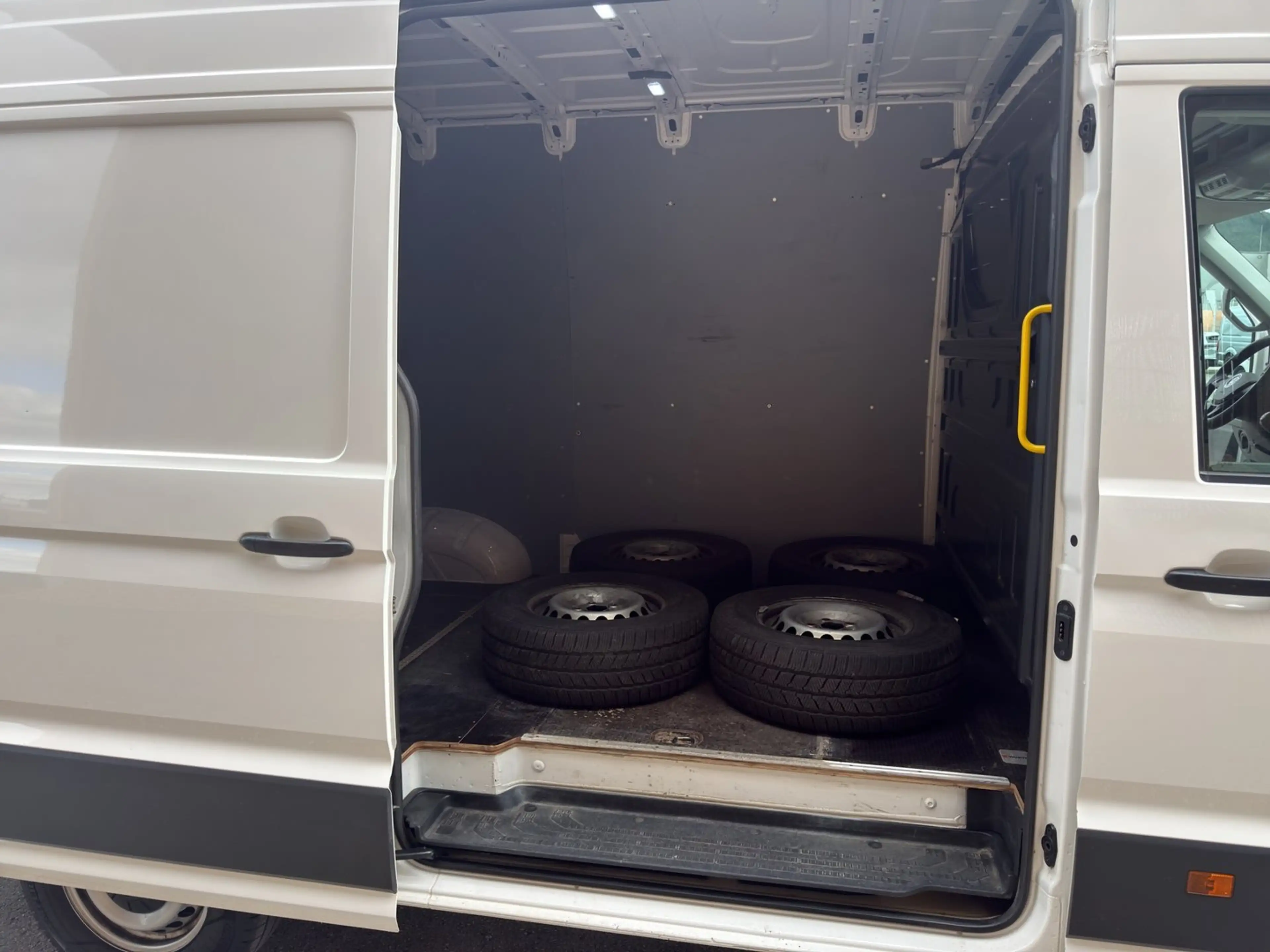 Volkswagen Crafter VW Crafter 35 T6 Kastenwagen L3H3 TDI 4MOTION — photo 11