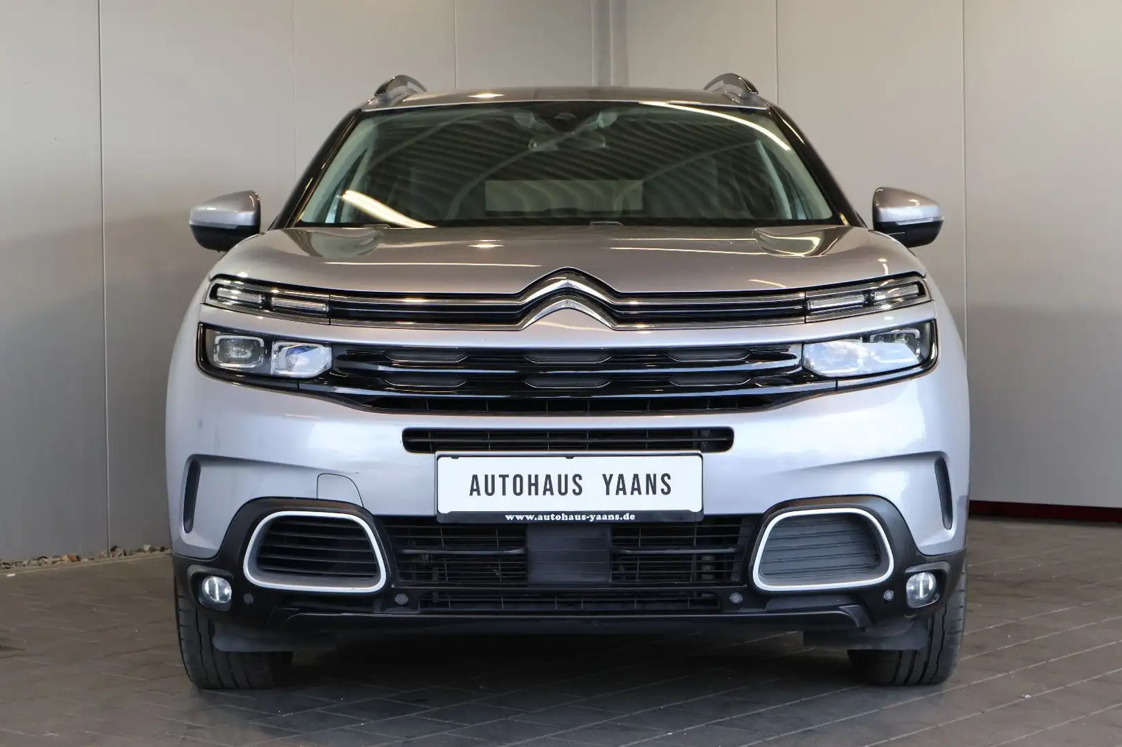 Citroen C5 Aircross 1.5 HDI ACC+SIDE+KEY+LED+360°+19" Silber - 2