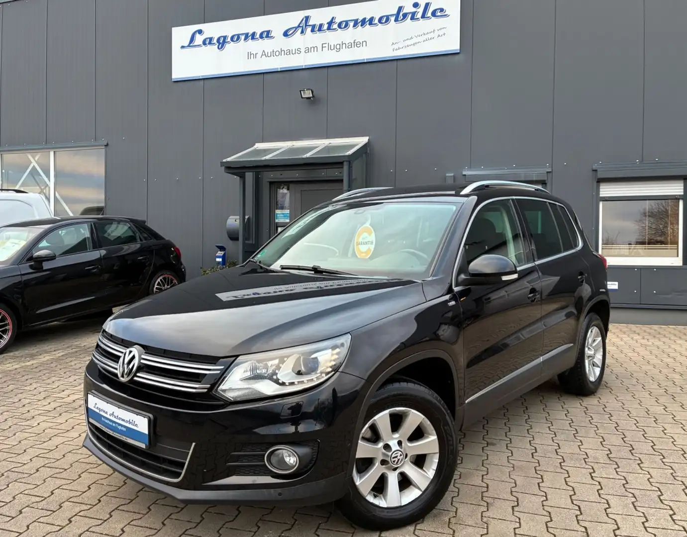 Volkswagen Tiguan 1.4 TSI BMT CUP Sport&Style AHK/XEN/PANO Schwarz - 1