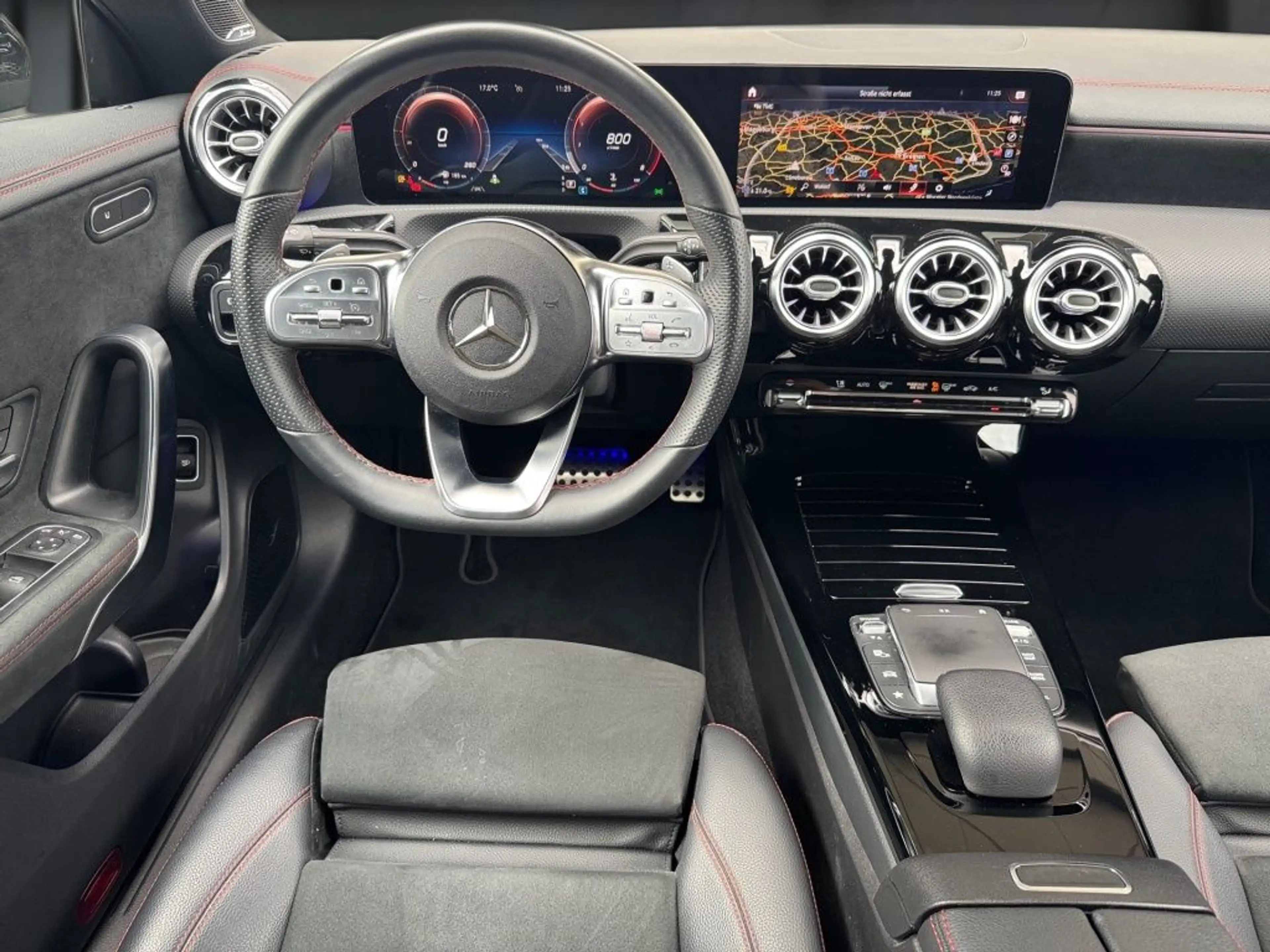 Mercedes-Benz CLA 200 Coupé AMG, Night, Pano-D., Burmester — photo 8