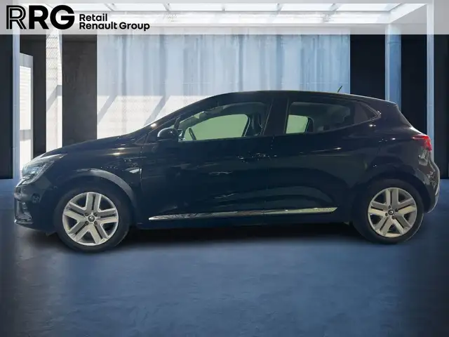 Renault Clio view 2