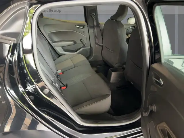 Renault Clio view 9