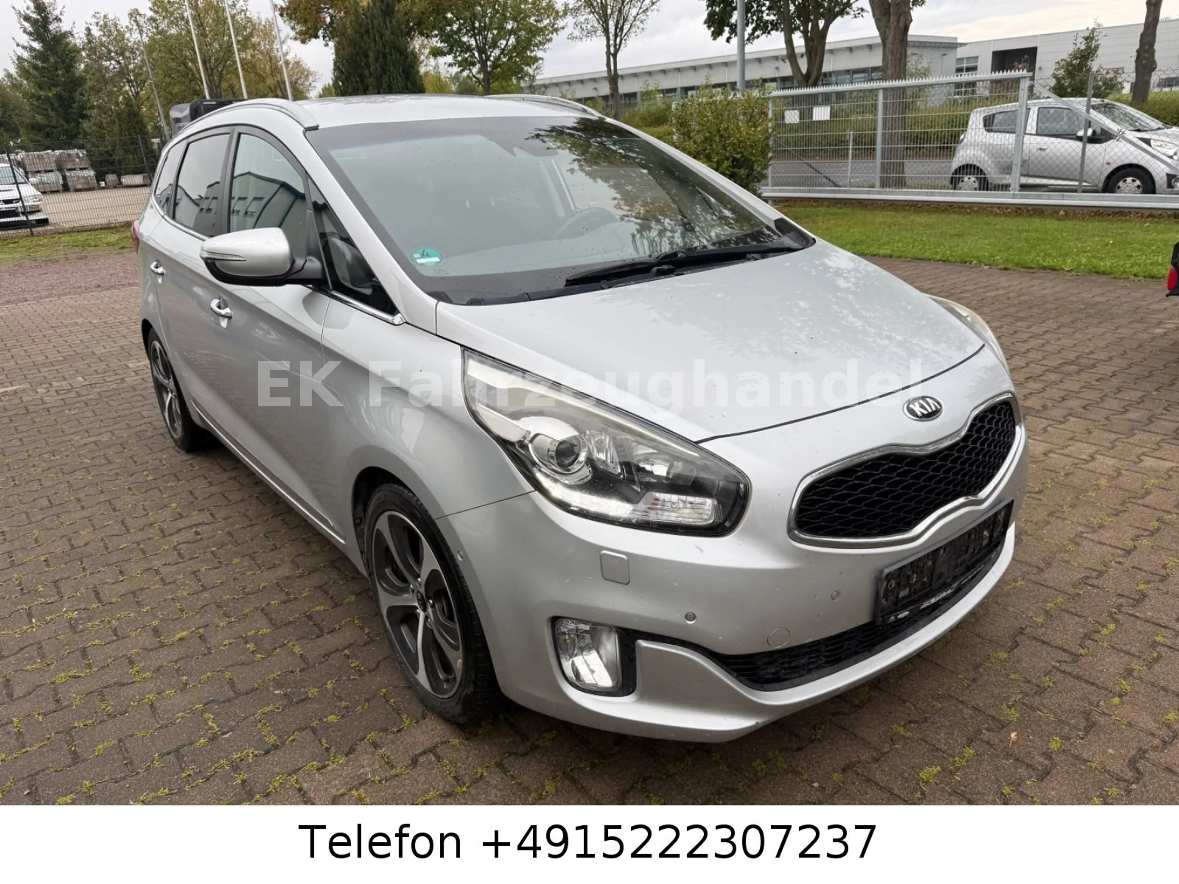 Kia Carens Spirit — photo 3