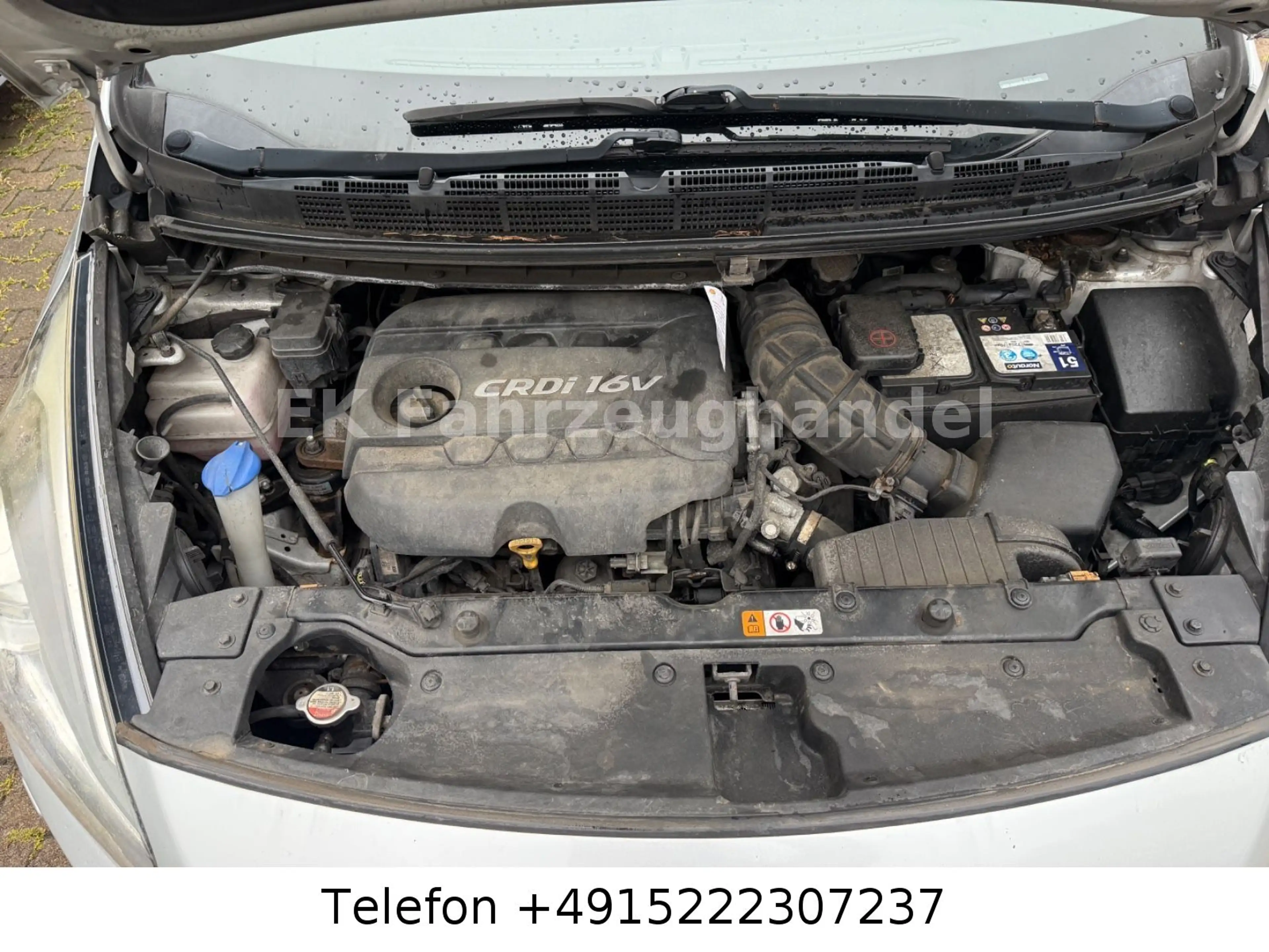 Kia Carens Spirit — photo 14