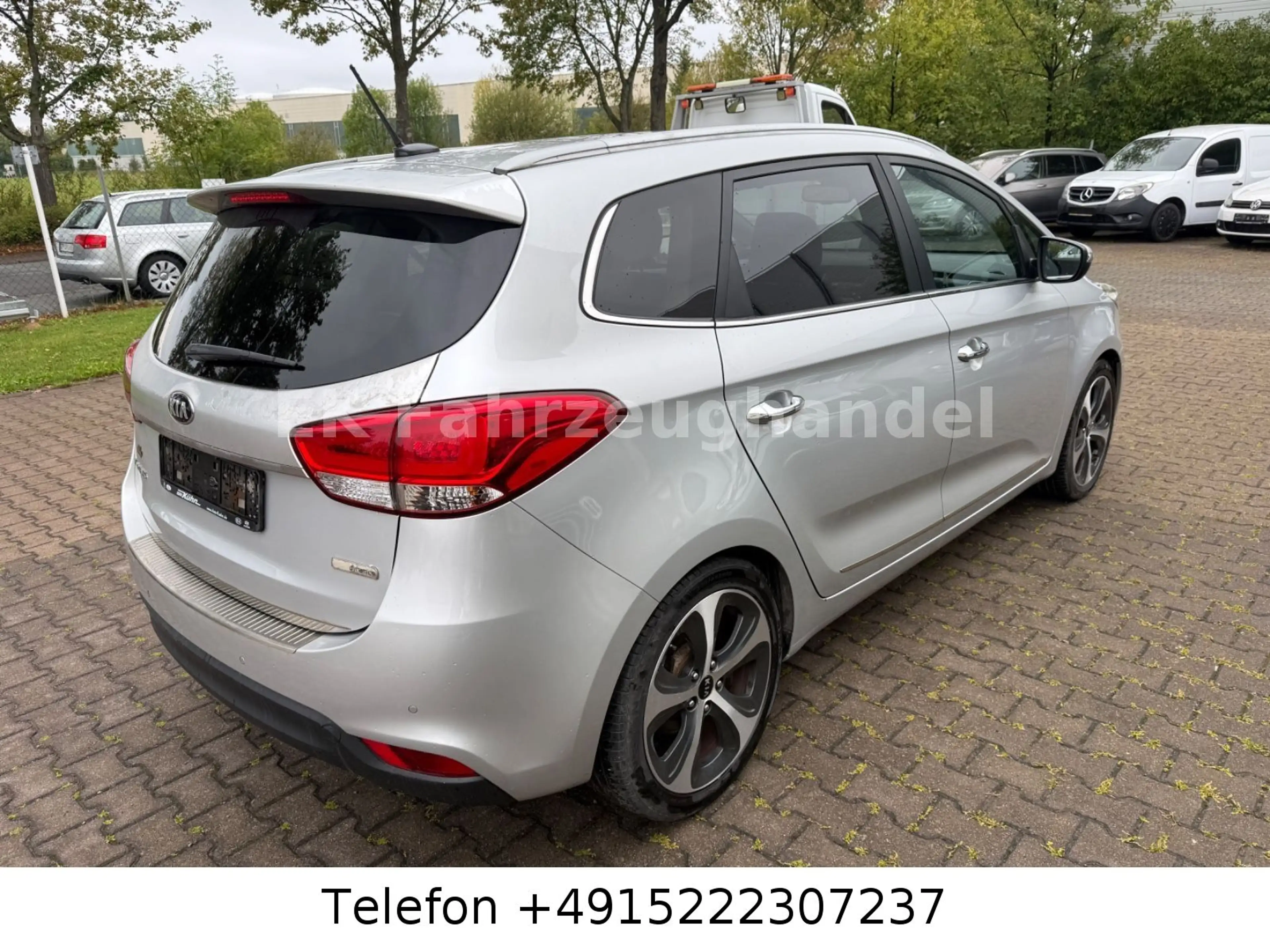 Kia Carens Spirit — photo 6