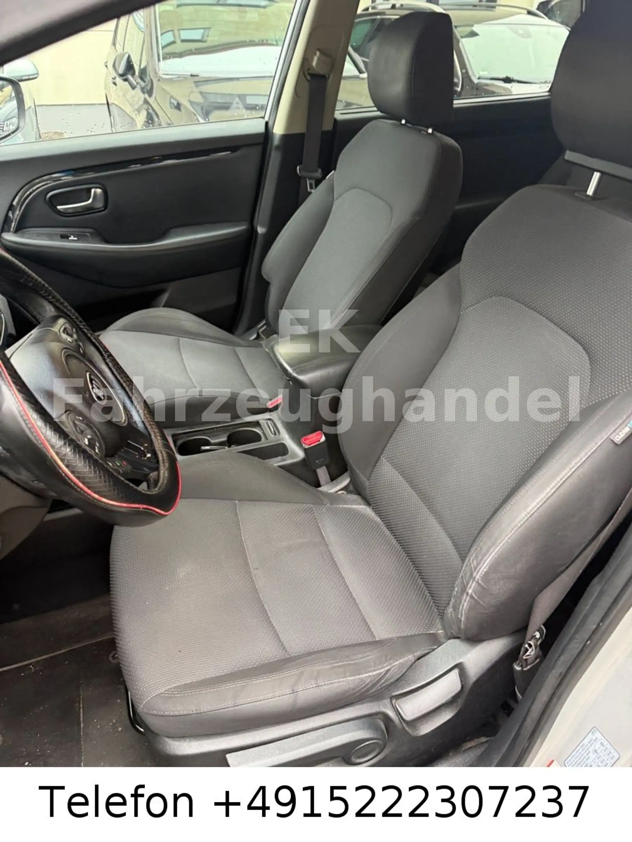 Kia Carens Spirit — photo 8