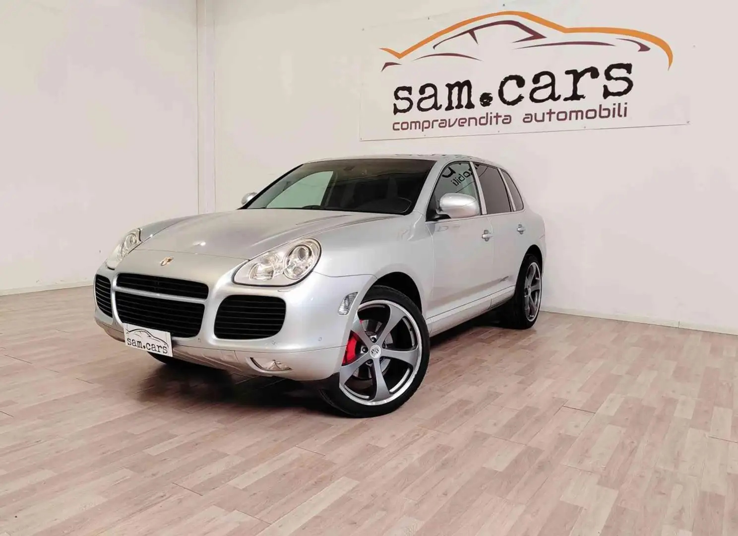 Porsche Cayenne 4.5 cat Turbo Срібний - 1