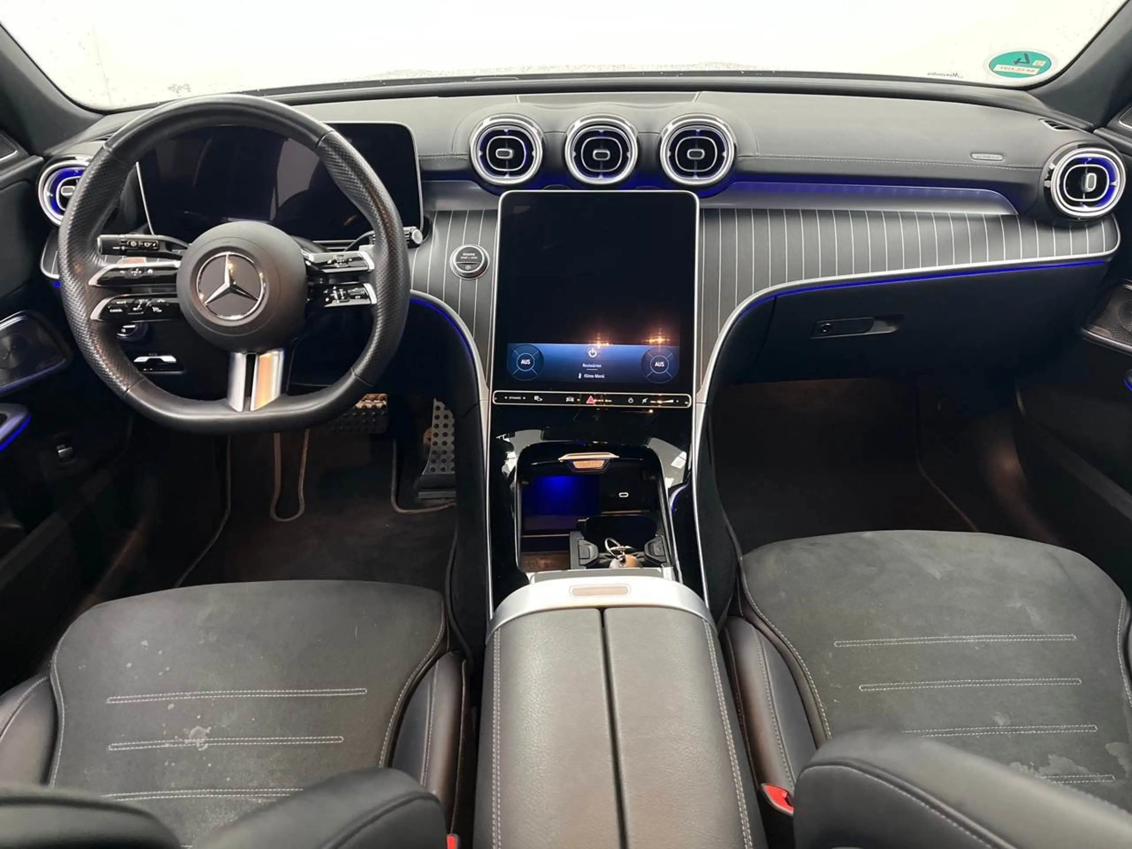 Mercedes-Benz C 220 d / 250 AMG Line Burmester 360° AHK Pano — photo 6