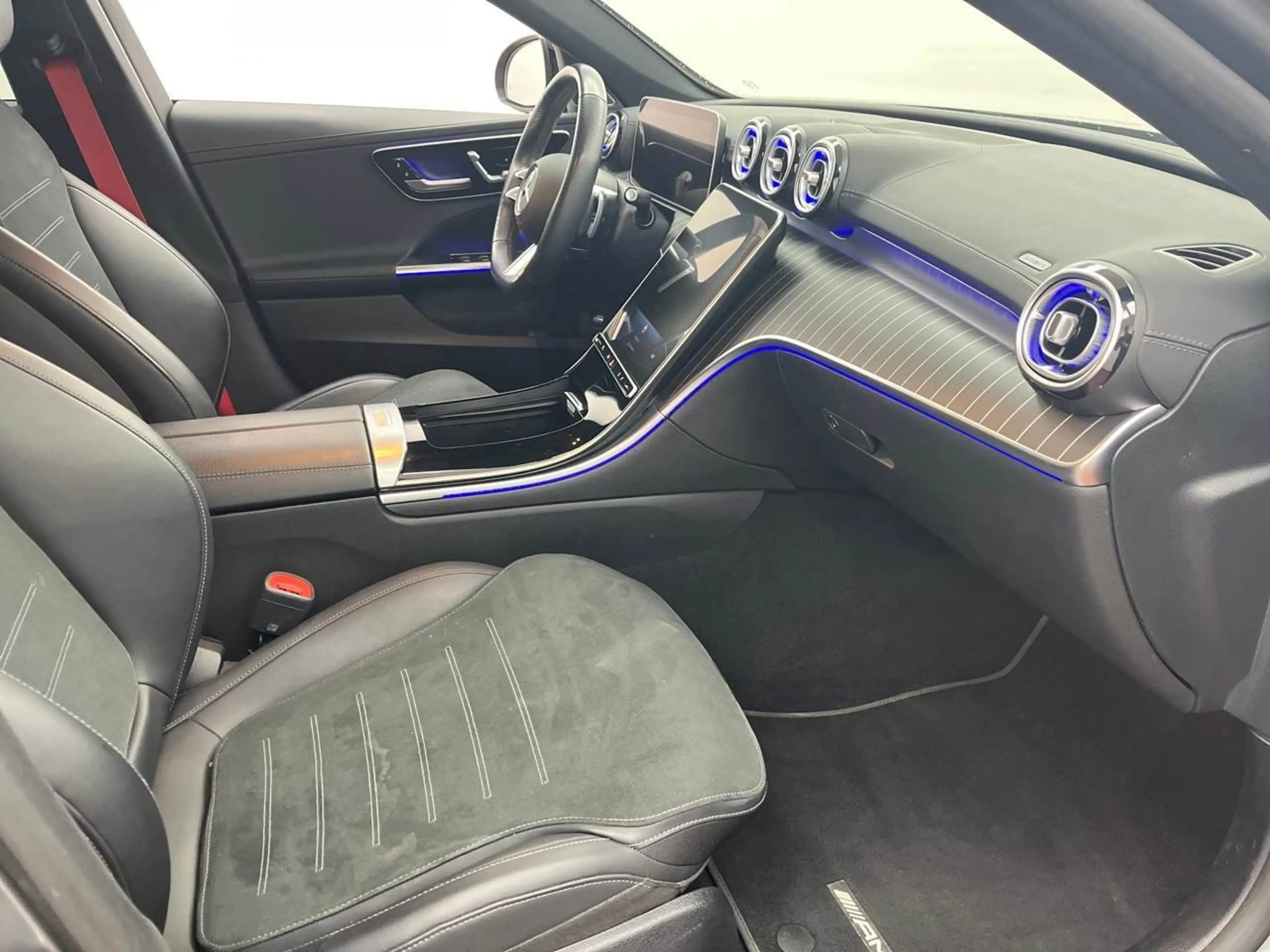 Mercedes-Benz C 220 d / 250 AMG Line Burmester 360° AHK Pano — photo 9
