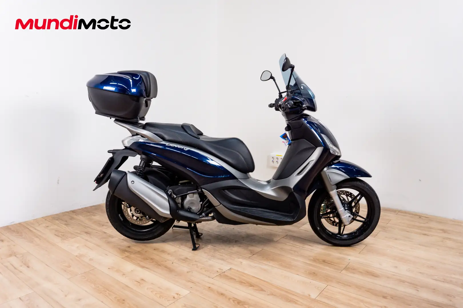 Piaggio Beverly 350 - 1