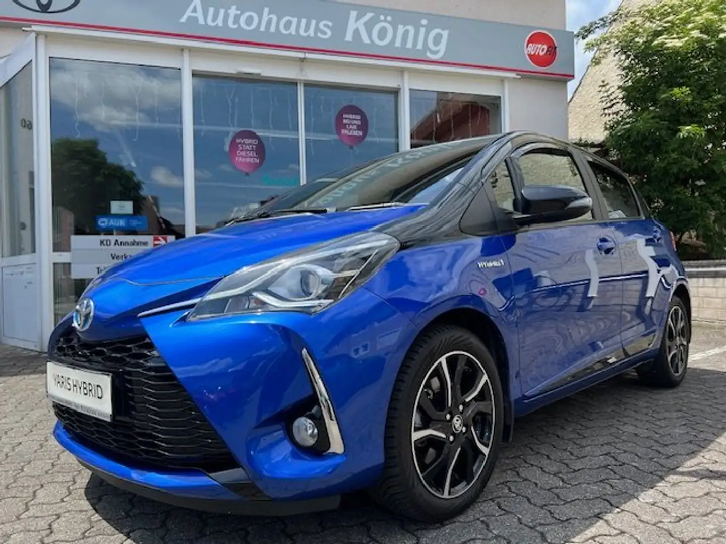 Toyota Yaris Hybrid Style Selection, Plus-Paket Kék - 1