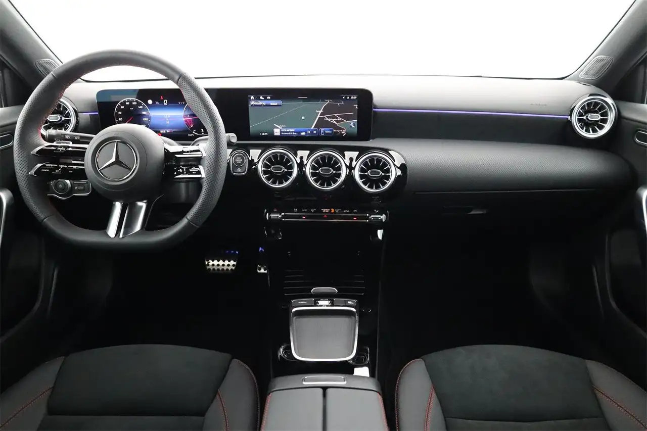 Mercedes-Benz A-Class 2026 — фото 13