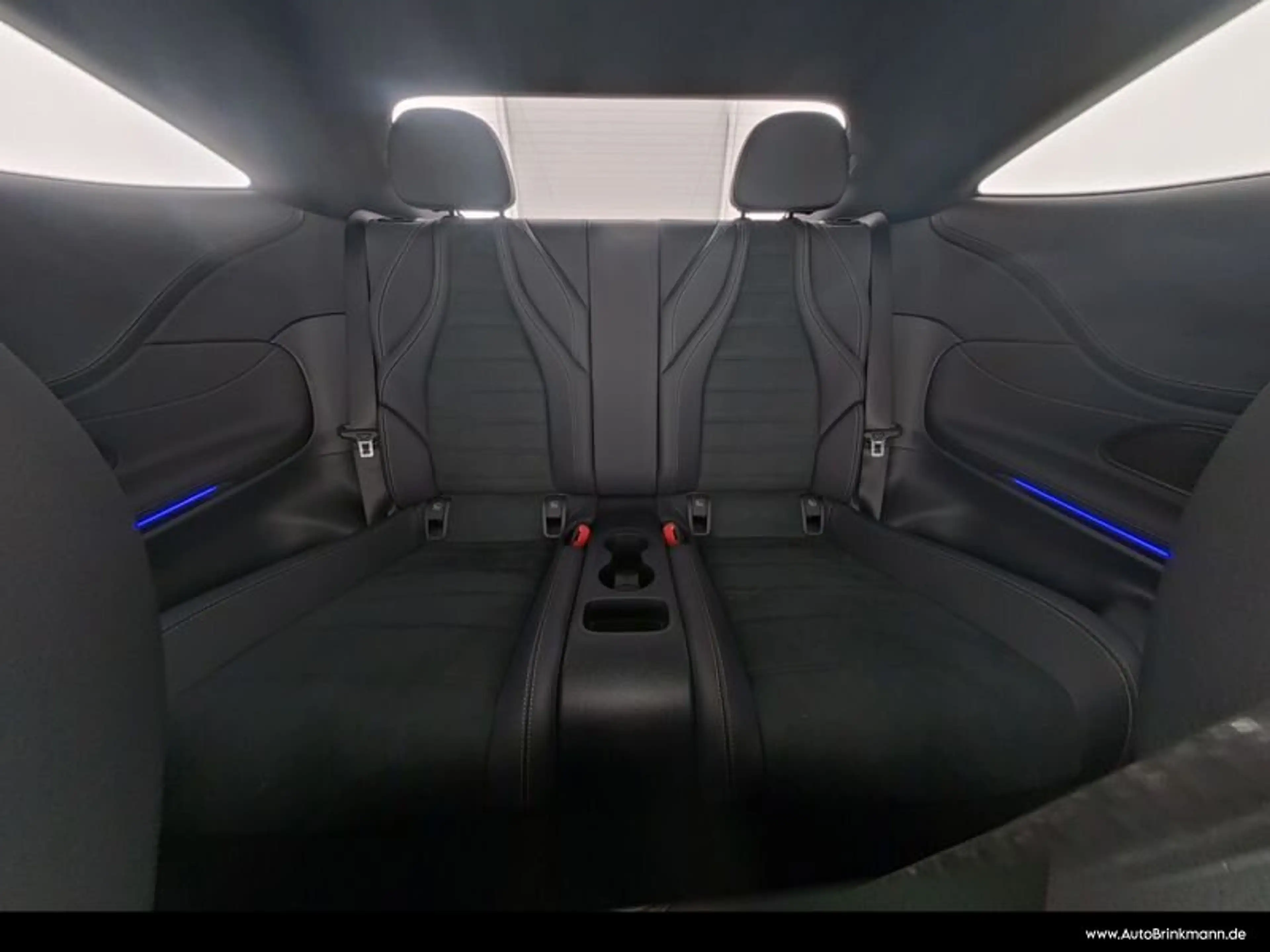 Mercedes-Benz CLE 200 CLE200Coupé AMG-LINE+/PANO/NIGHT/360°/MEMORY/19" — photo 8