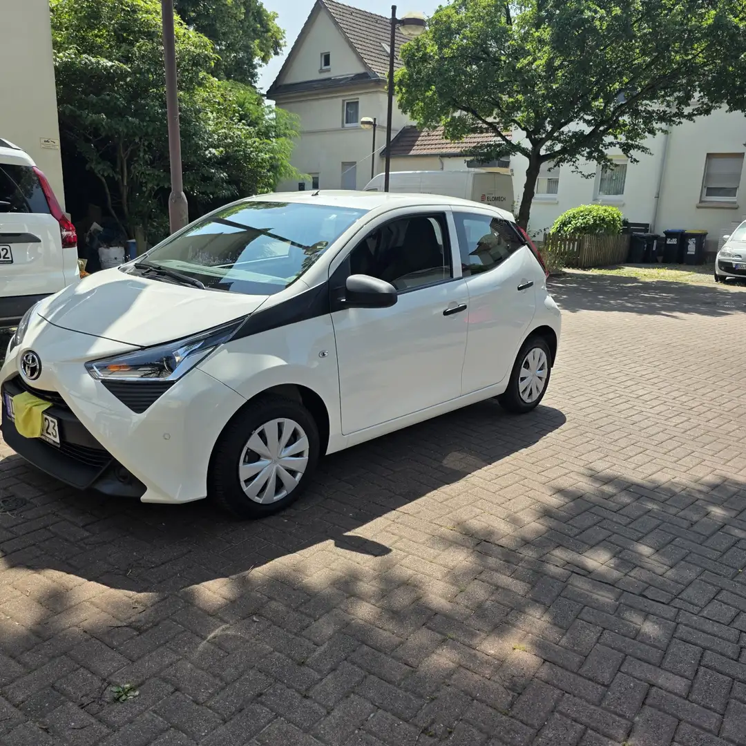 Toyota Aygo x - 2