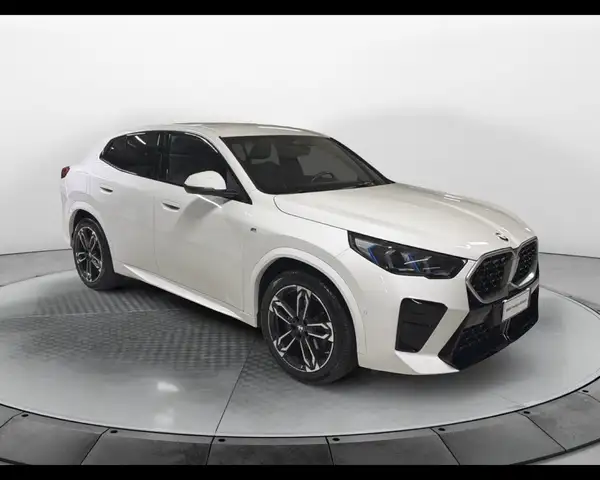 BMW X2 view 4