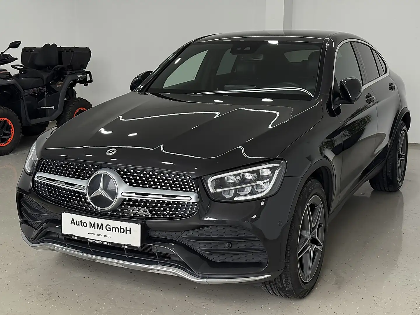 Mercedes-Benz GLC 220 d Coupe 4MATIC Aut. AMG line Grau - 2