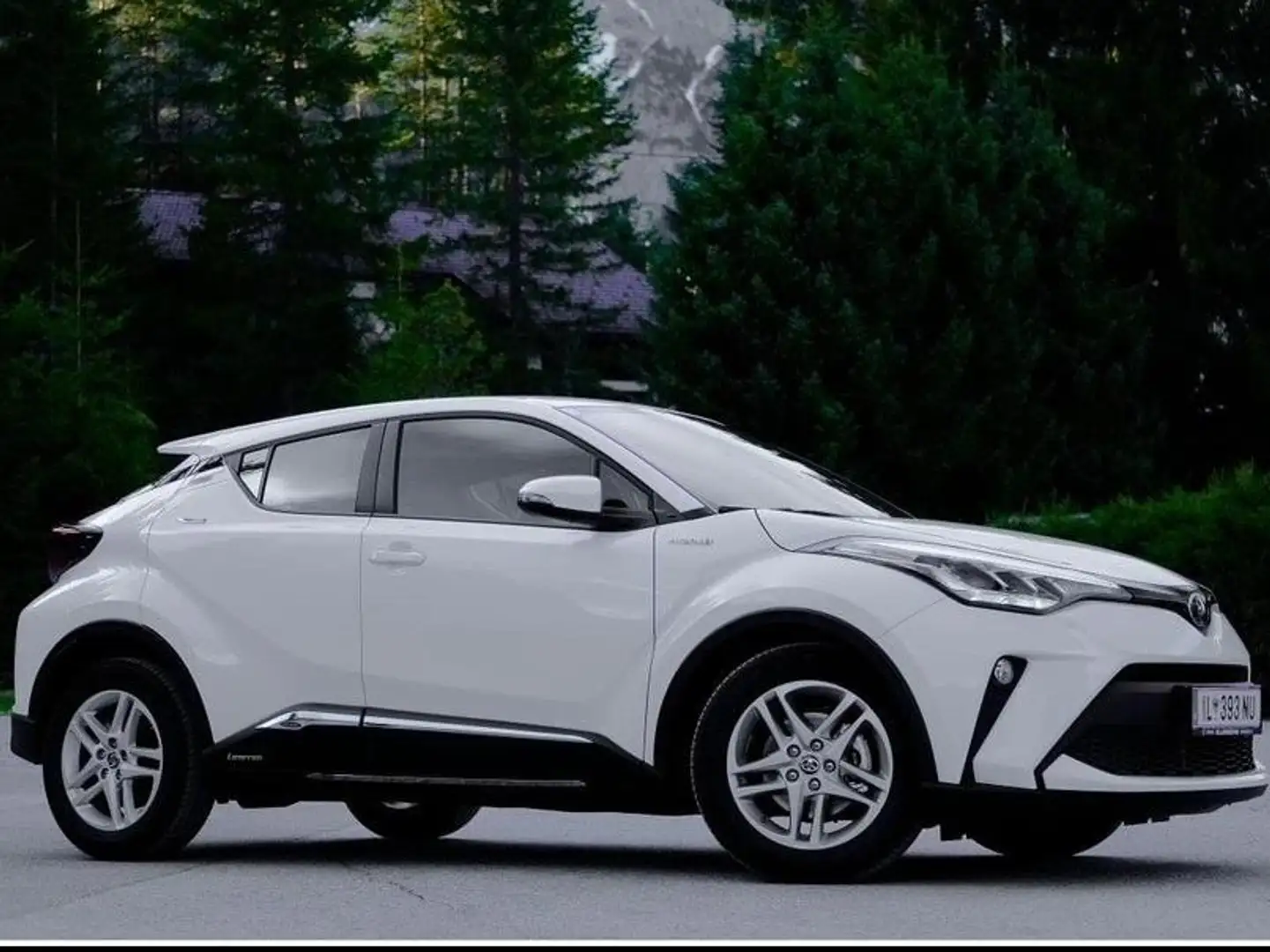 Toyota C-HR C-HR 1,8 Hybrid C-LUB CVT C-LUB Weiß - 2
