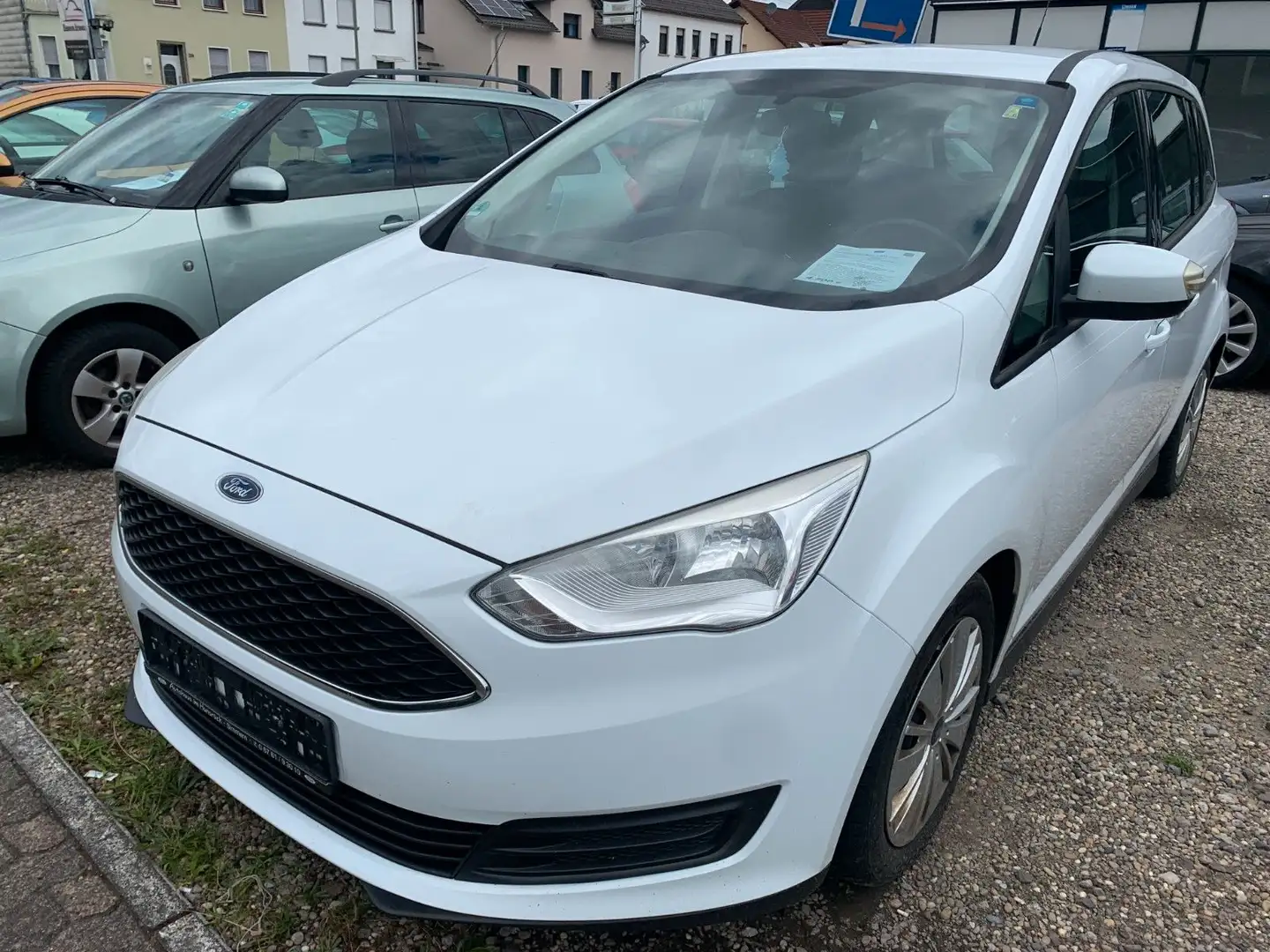 Ford Grand C-Max Grand C-MAX Trend Blanc - 1