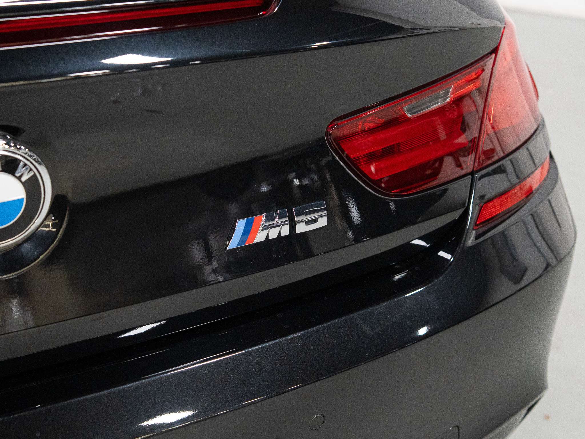 used 2018 BMW M6 car, priced at $65,900
