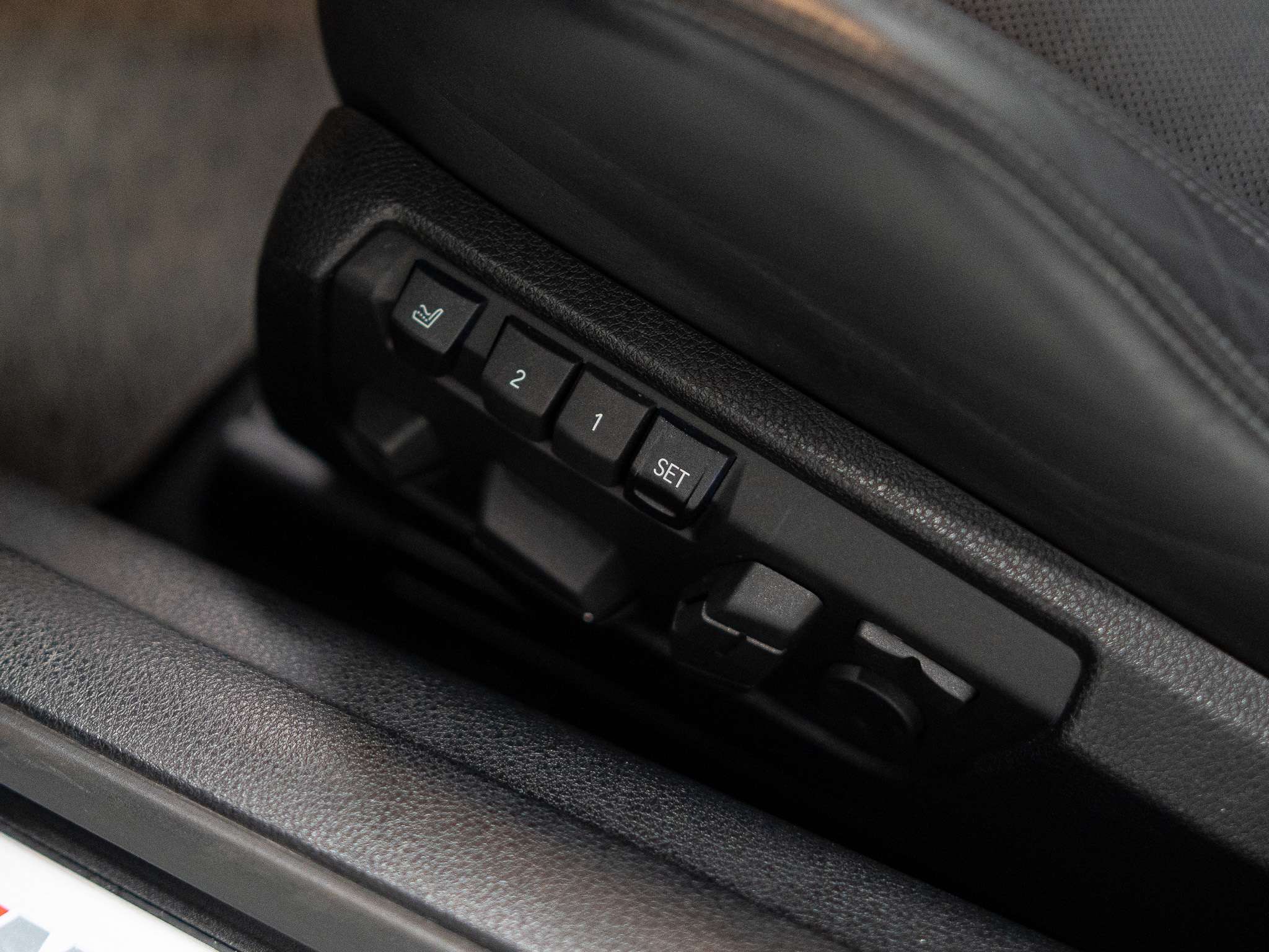 used 2018 BMW M6 car, priced at $65,900