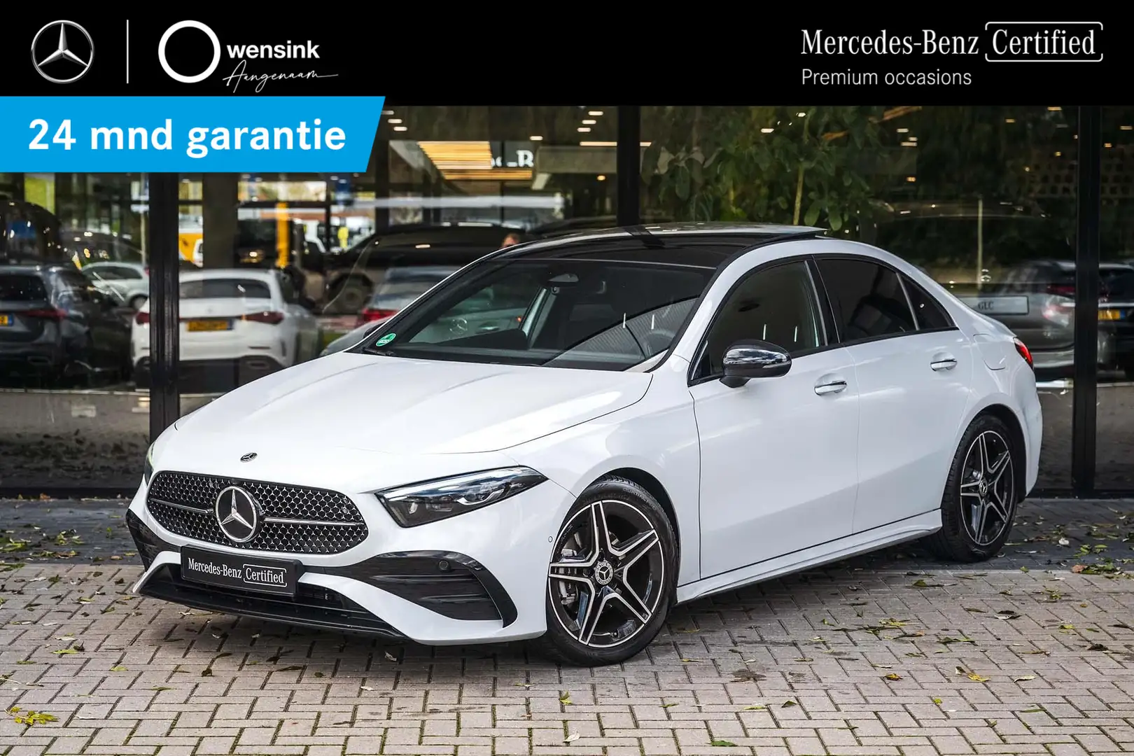 Mercedes-Benz A 180 Limousine AMG Line | Panorama-schuifdak | Achterui Wit - 1