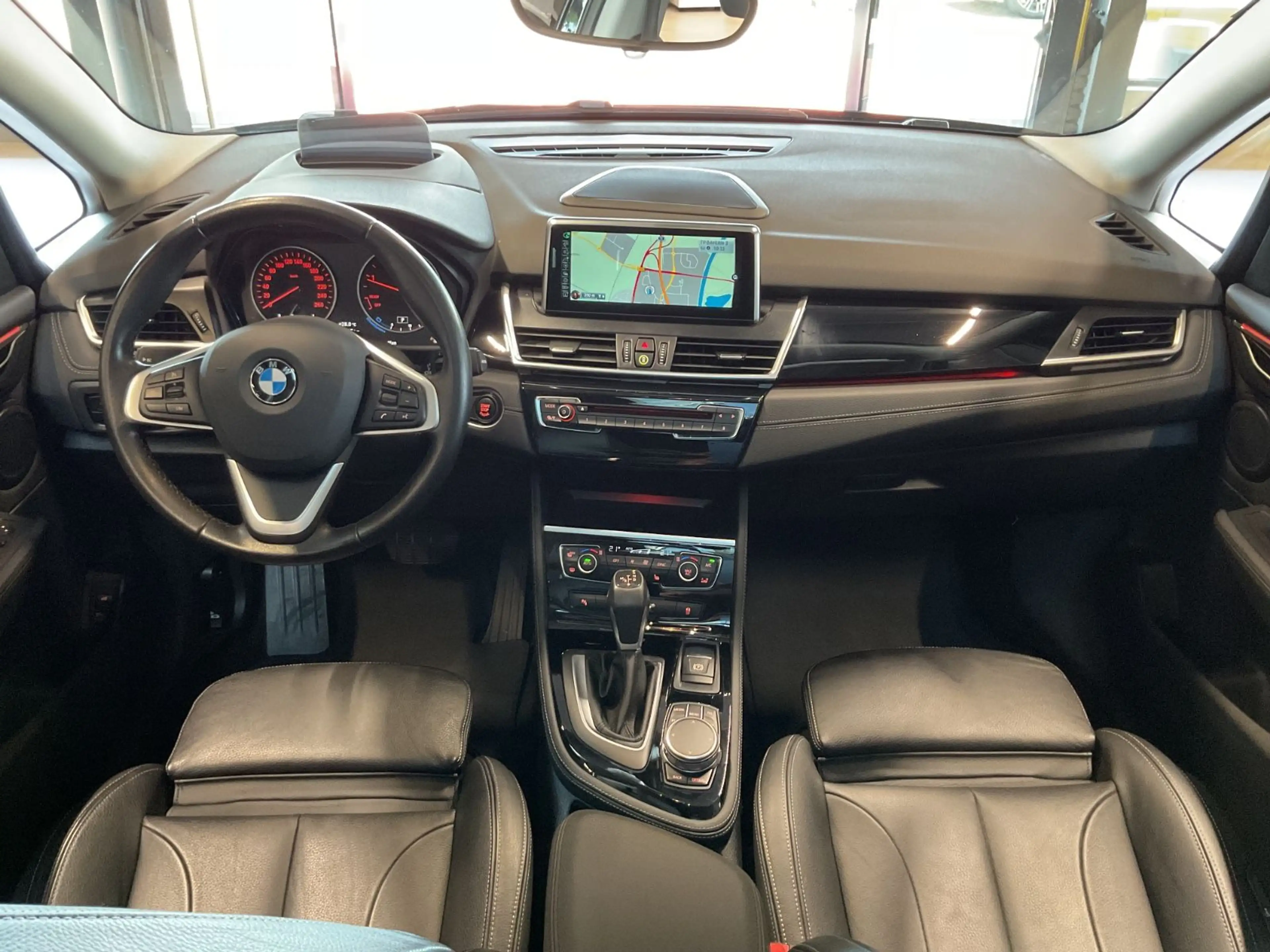 BMW 220 Sport Line AHK LED Leder Pano — photo 14