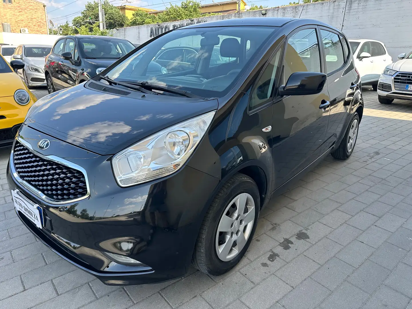 Kia Venga Venga 1.4 crdi Cool 90cv FL Schwarz - 2