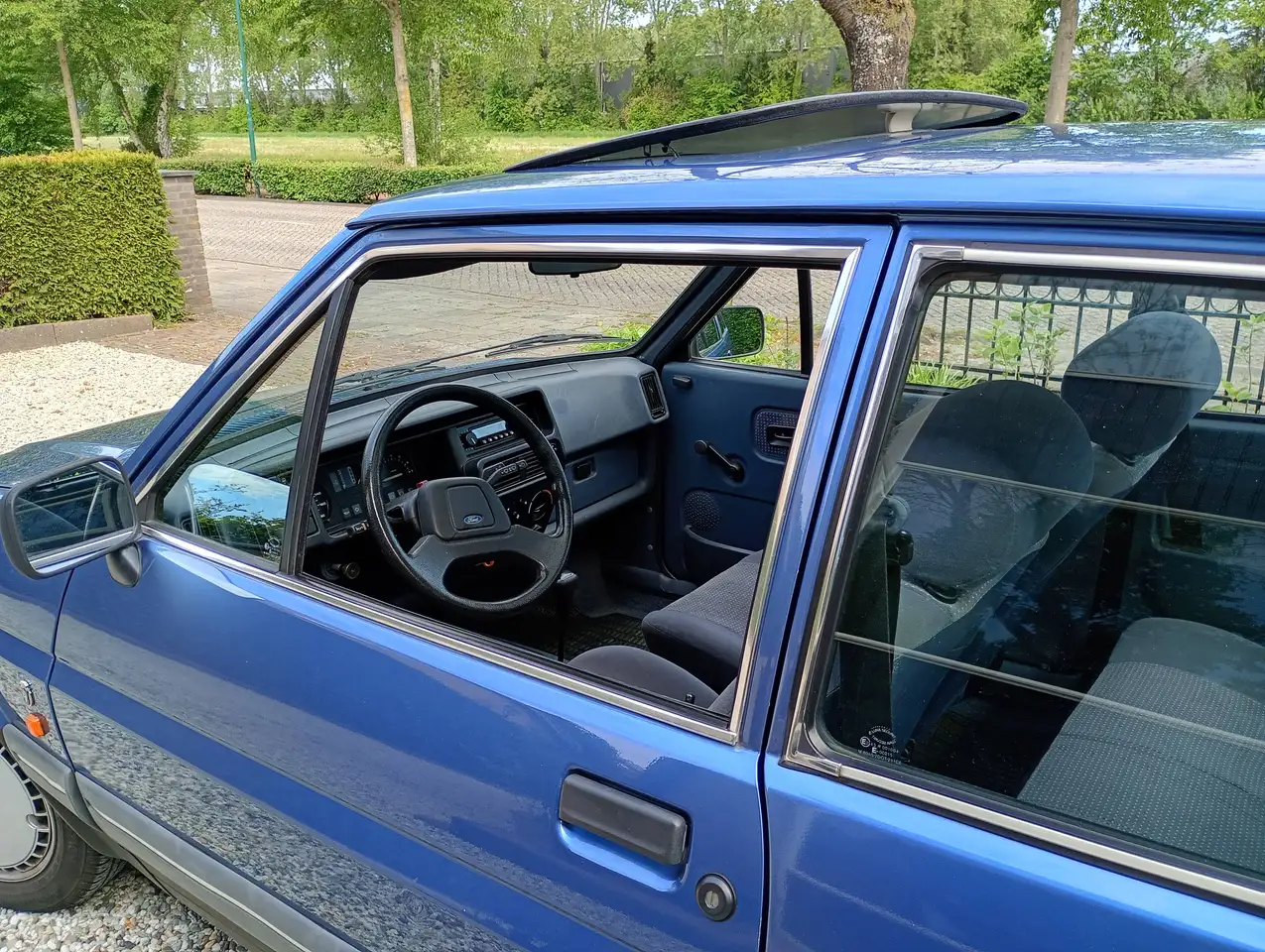 Ford Fiesta 1.1 ghia automaat, foto 6
