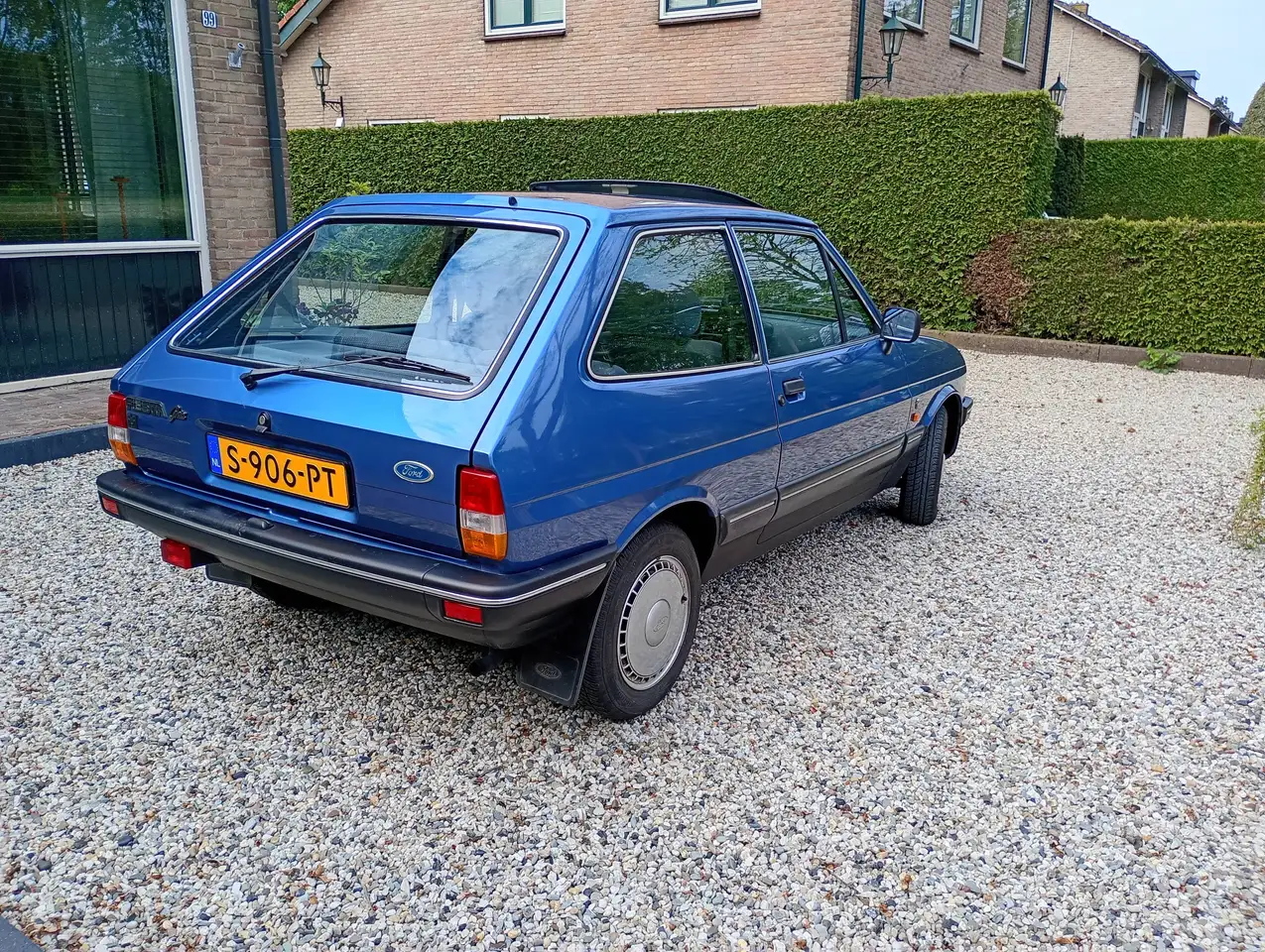 Ford Fiesta 1.1 ghia automaat, foto 4