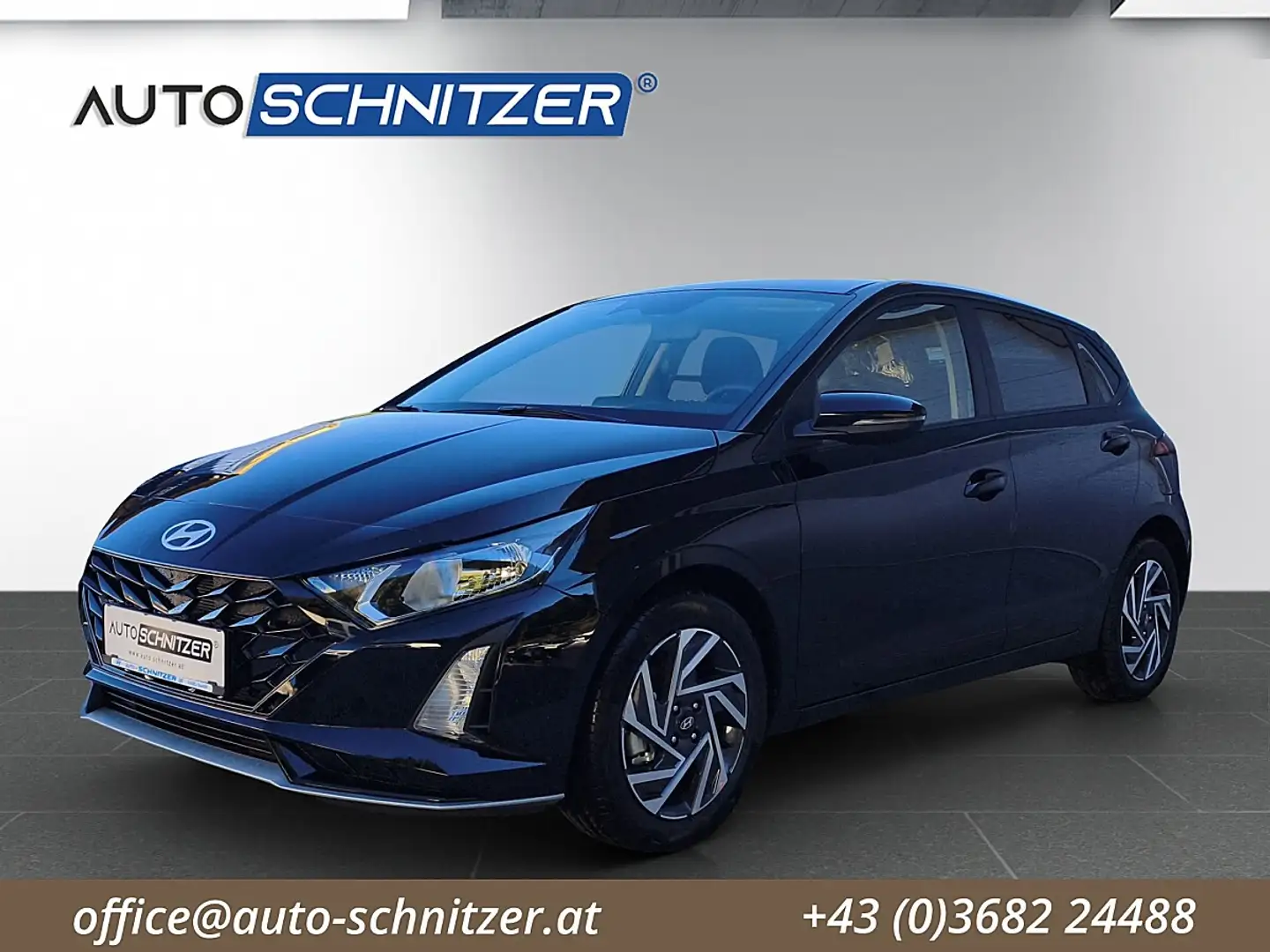 Hyundai i20 1,0 T-GDI Smart Line P7/O3 Schwarz - 1
