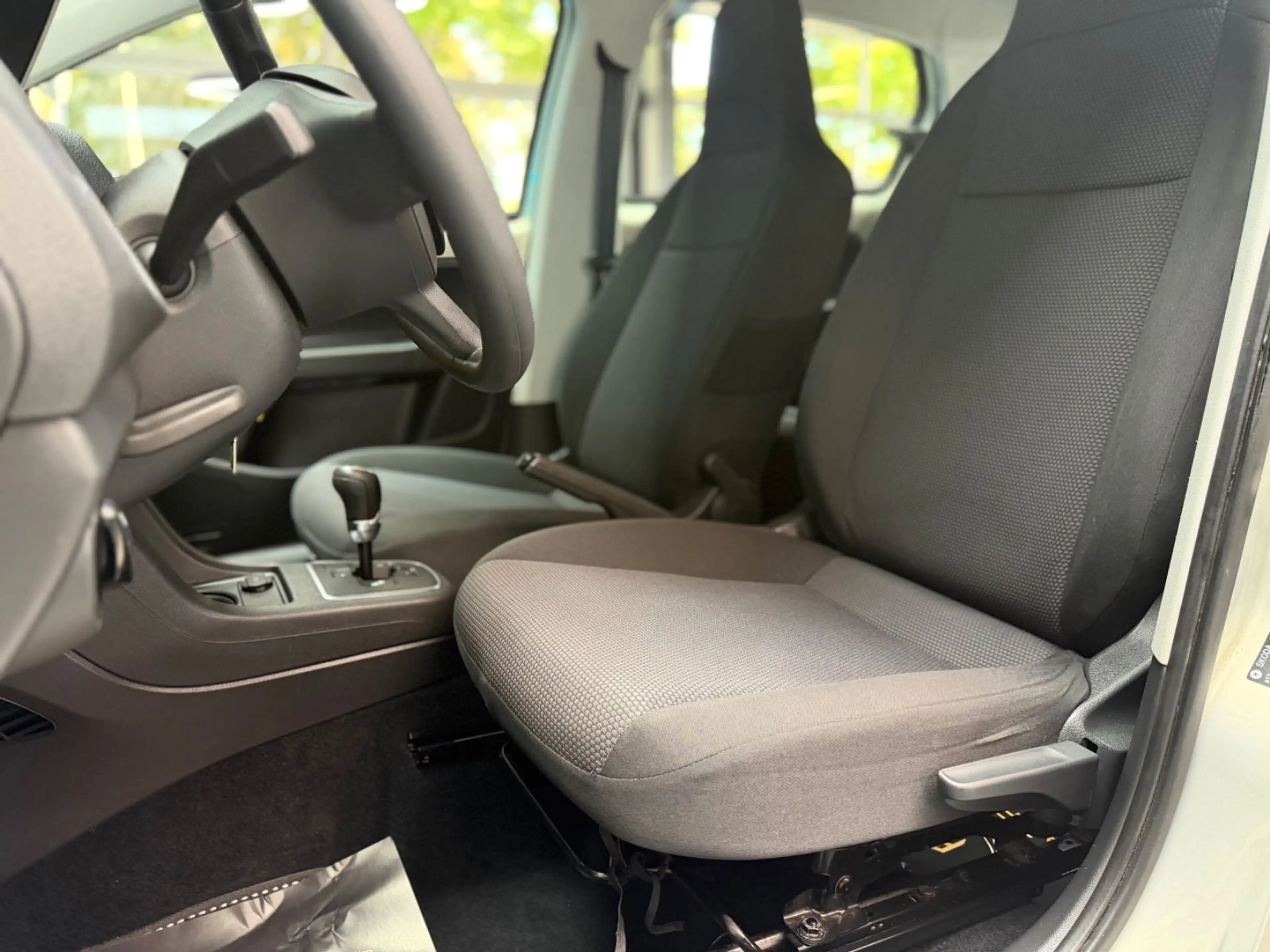 Skoda Citigo Elegance 1.0l Sitzheizung/Klima/Parkhilfe — photo 10