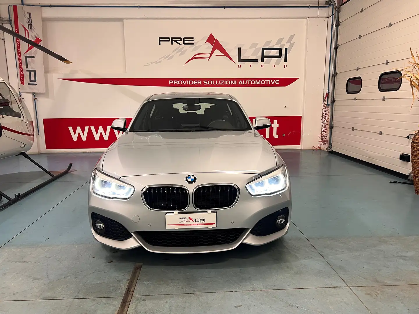 BMW 118 Serie 1 F/20-21 2015 118d Msport 5p Zilver - 2
