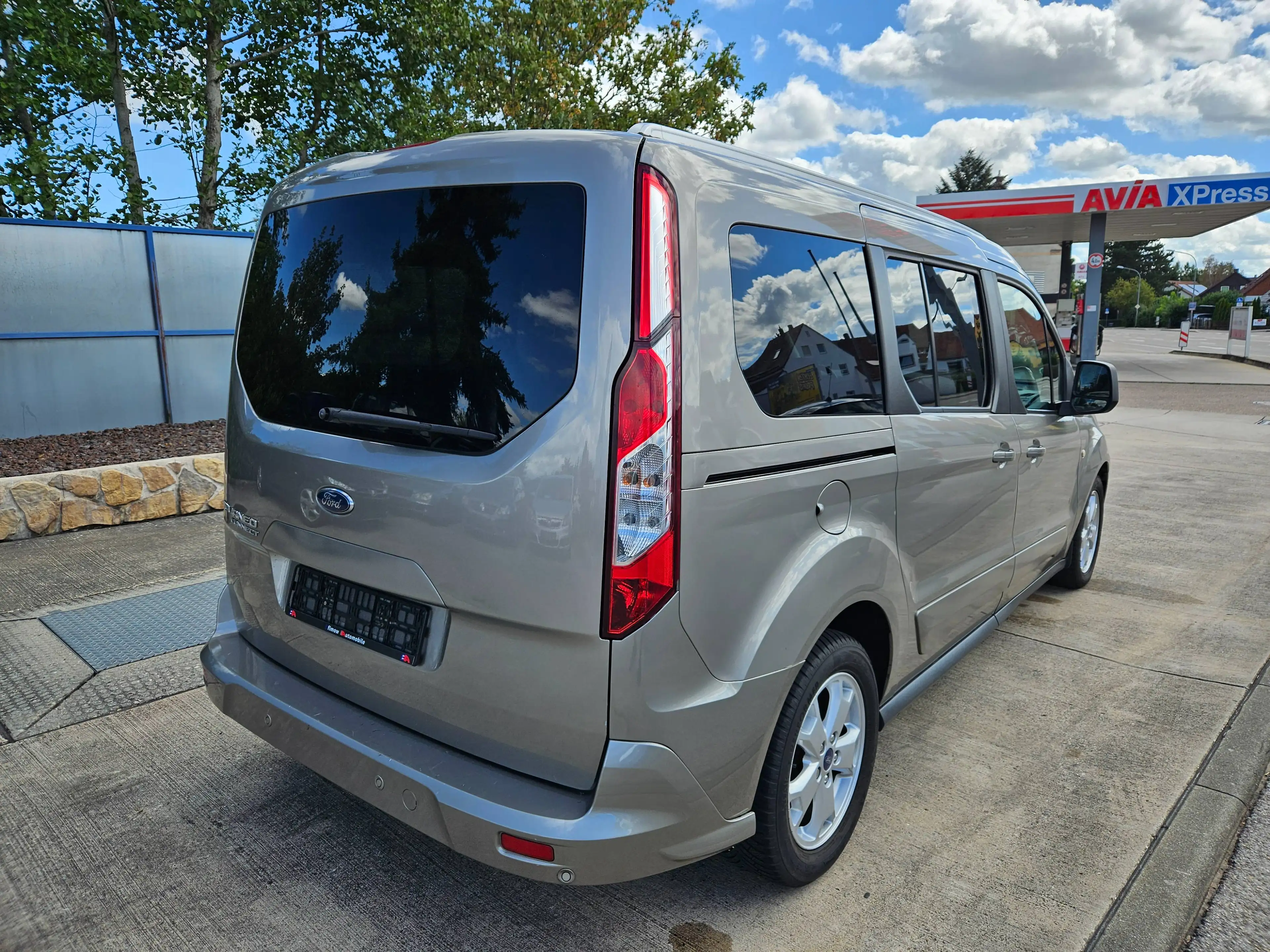 Ford Tourneo Connect Titanium — photo 5