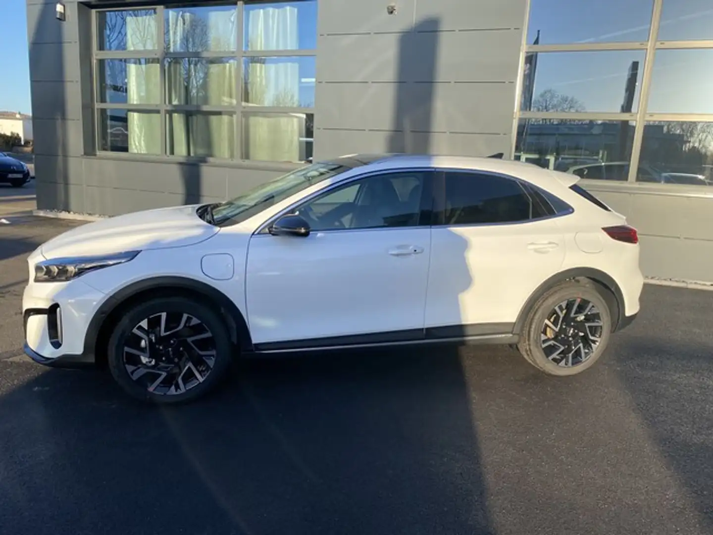 Kia XCeed 1.6 PHEV DCT6 PLATINUM 18 ZOLL GD Weiß - 2