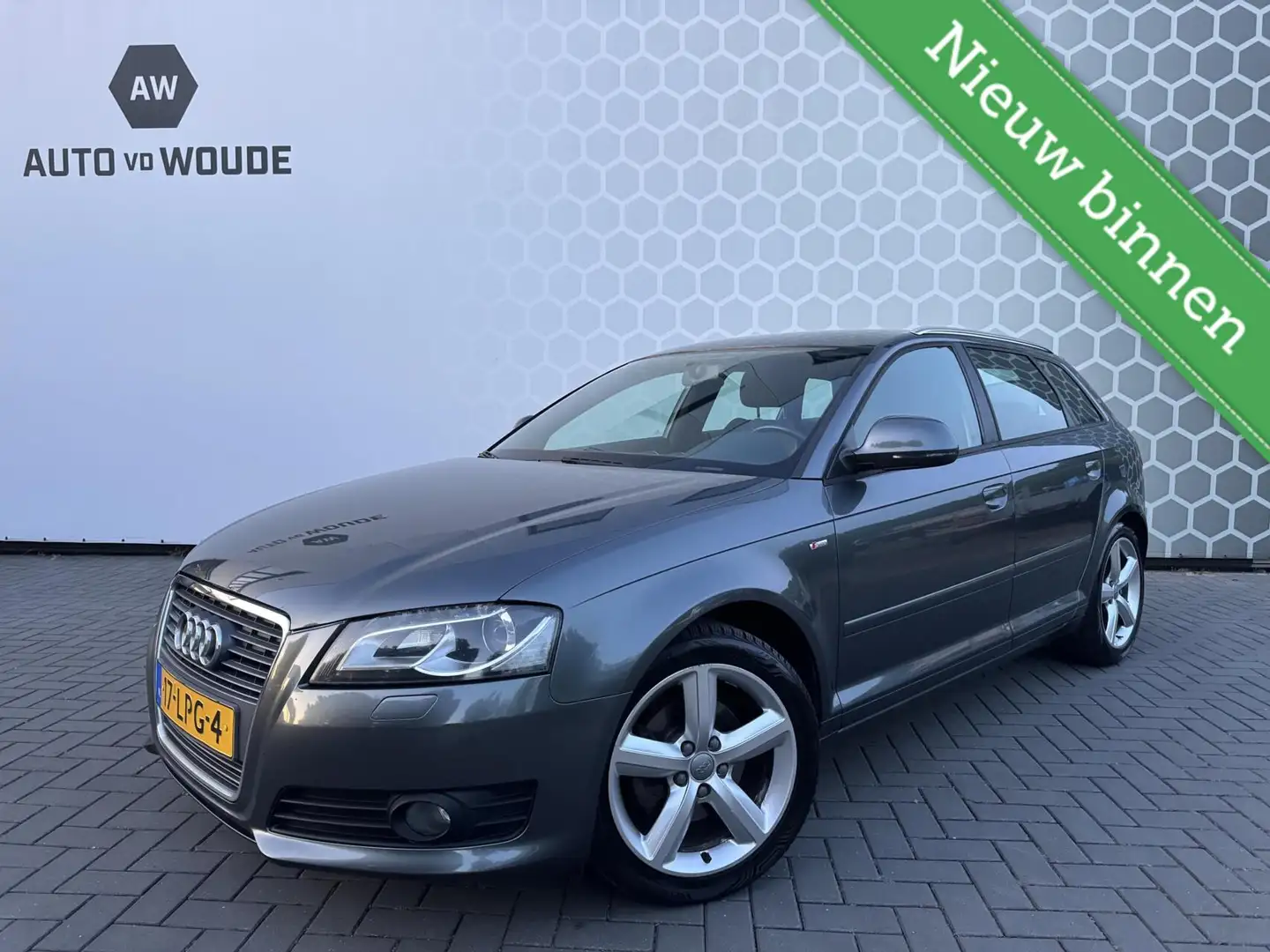 Audi A3 Sportback 1.4 TFSI Ambition Pro Line s-line Gris - 1