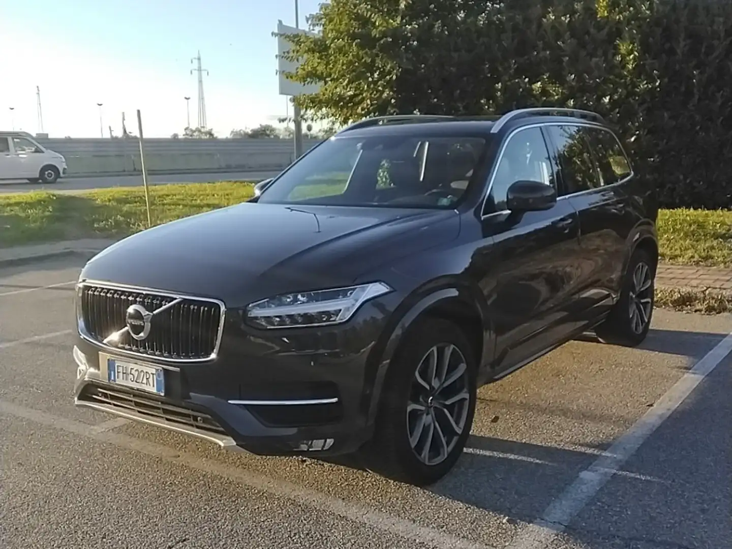 Volvo XC90 D4 Geartronic 7 posti Business Plus Grigio - 2