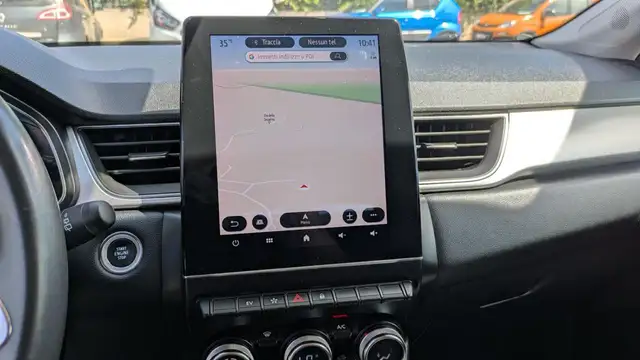 Renault Captur view 11