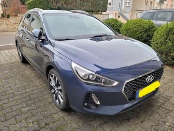 Kombi 1.6 CRDI DCT Edition Sky