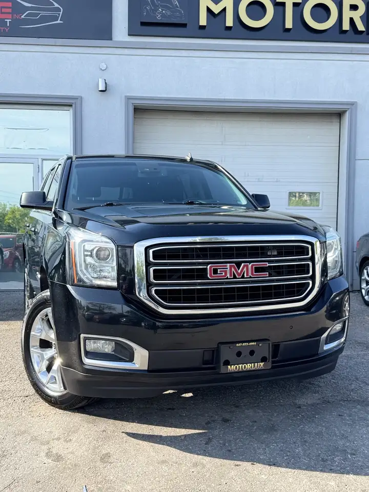 GMC Yukon снимка GMC Yukon