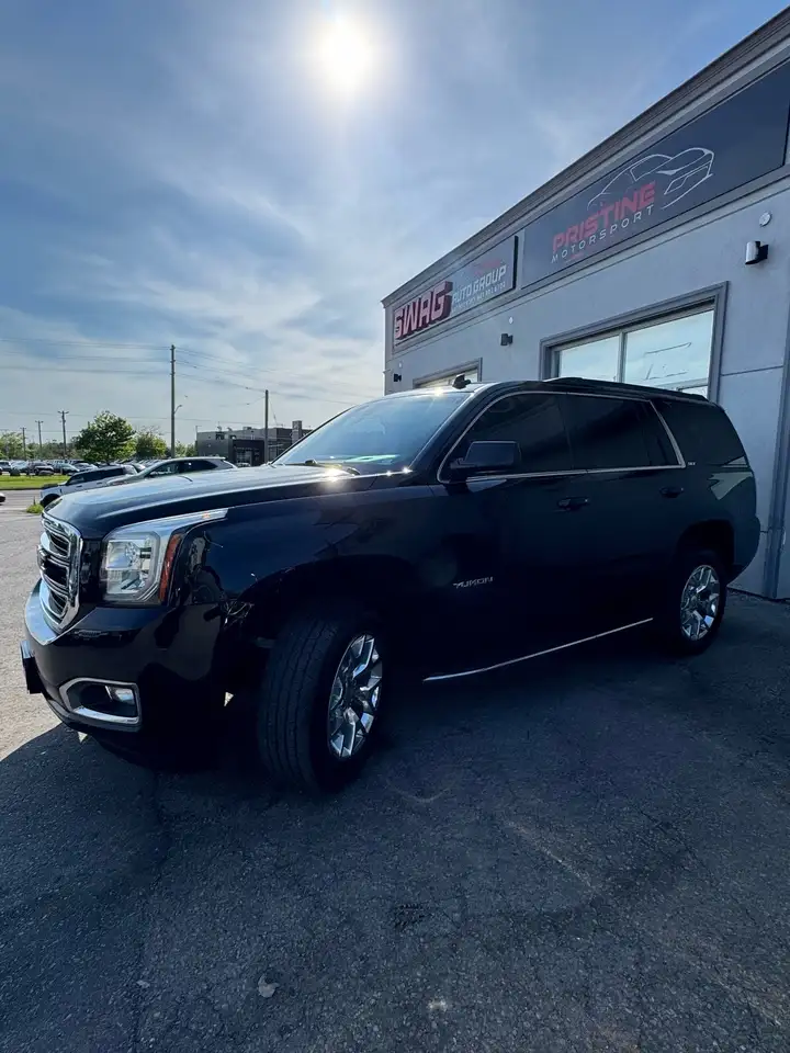 GMC Yukon снимка GMC Yukon