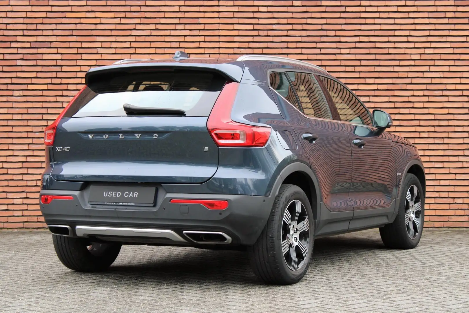 Volvo XC40 T4 Inscription | Parkeercamera | Verwarmbare Voors Blauw - 2