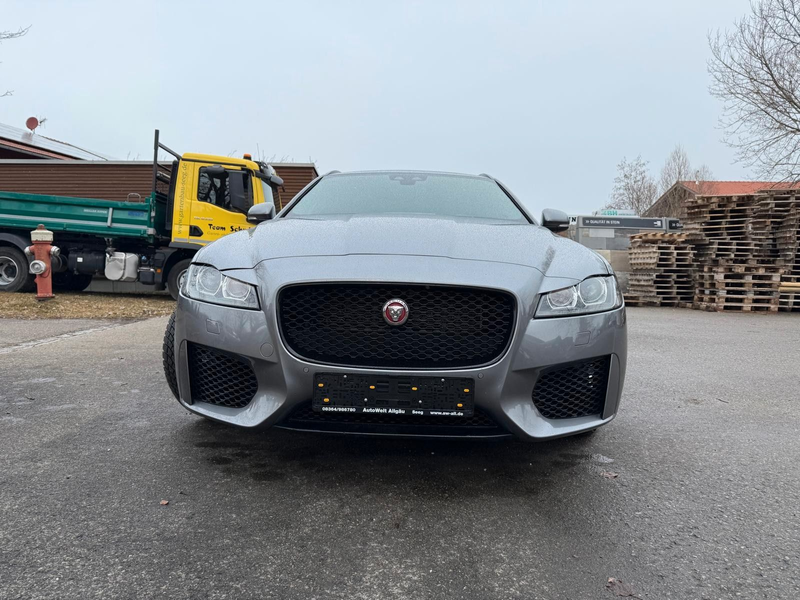 Jaguar XF Sportbrake Chequered Flag AWD/Leder/Panorama — photo 2