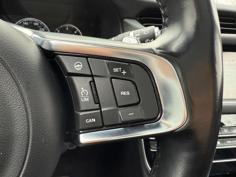 Jaguar XF Sportbrake Chequered Flag AWD/Leder/Panorama — photo 9
