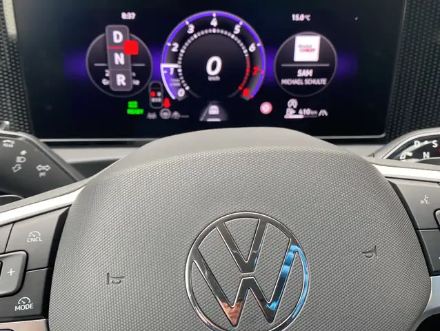 Volkswagen Tiguan view 8