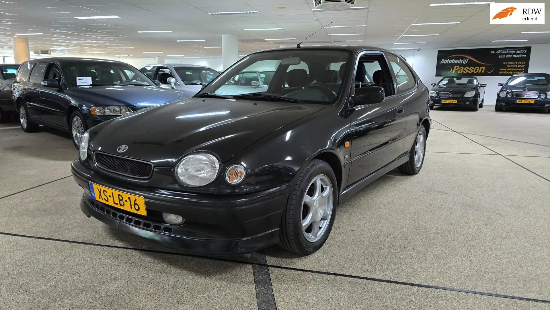 Toyota Corolla 1.6-16V G6R zeer netjes 6 bak! Zwart - 1