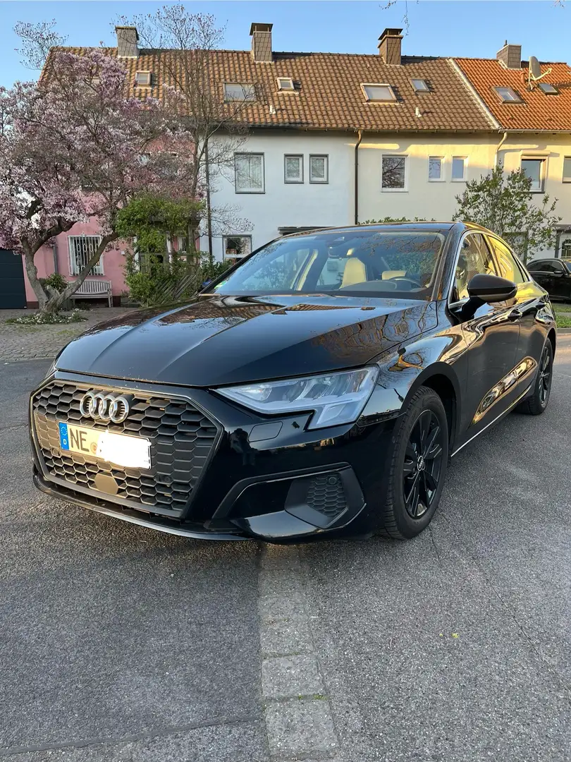 Audi A3 35 TDI basis Schwarz - 1