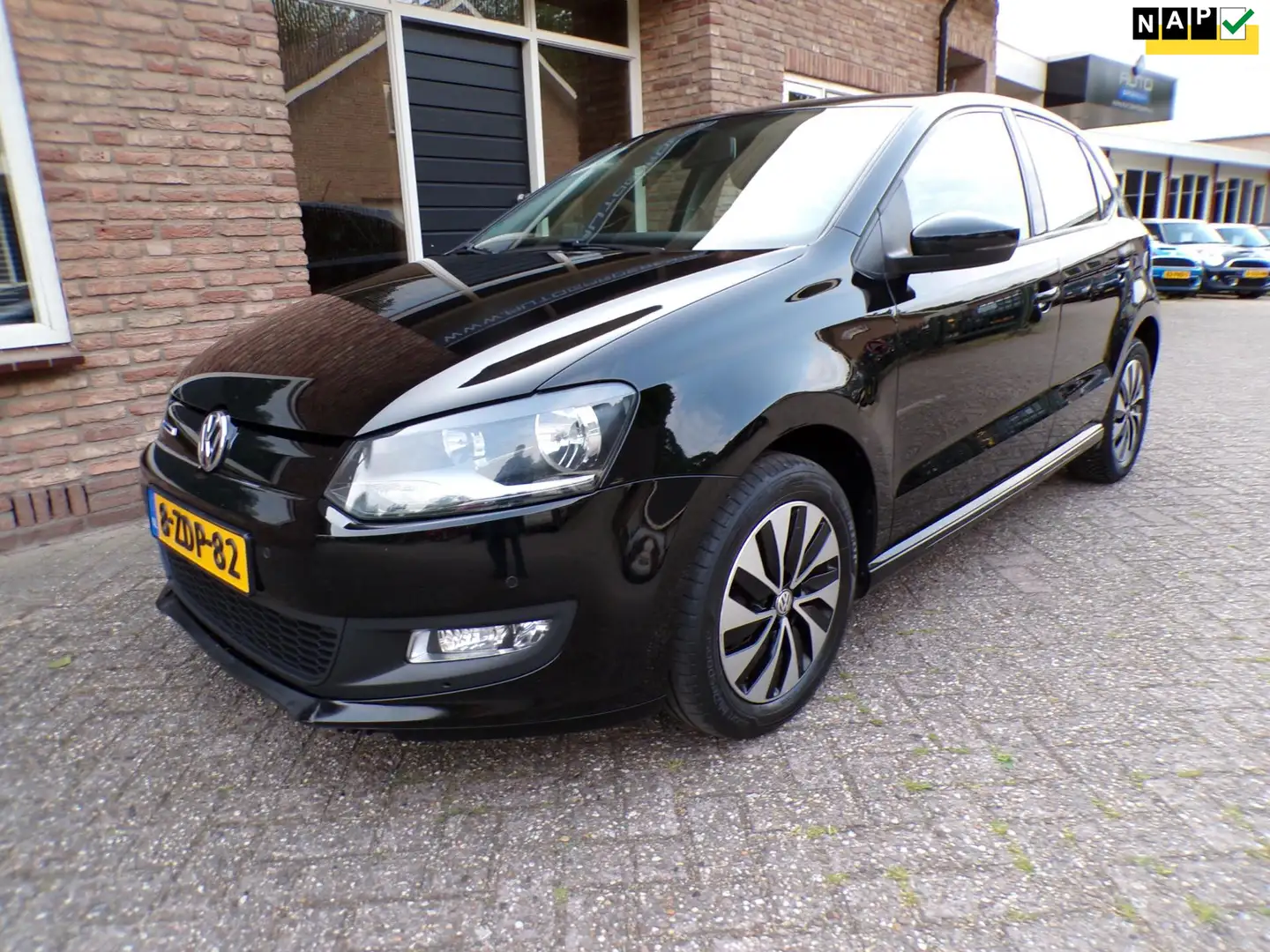 Volkswagen Polo 1.4 TDI BlueMotion airco / navi Zwart - 1