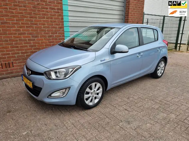 Hyundai i20 1.2i i-Deal 5-Drs Airco! Bj:2014 NAP!