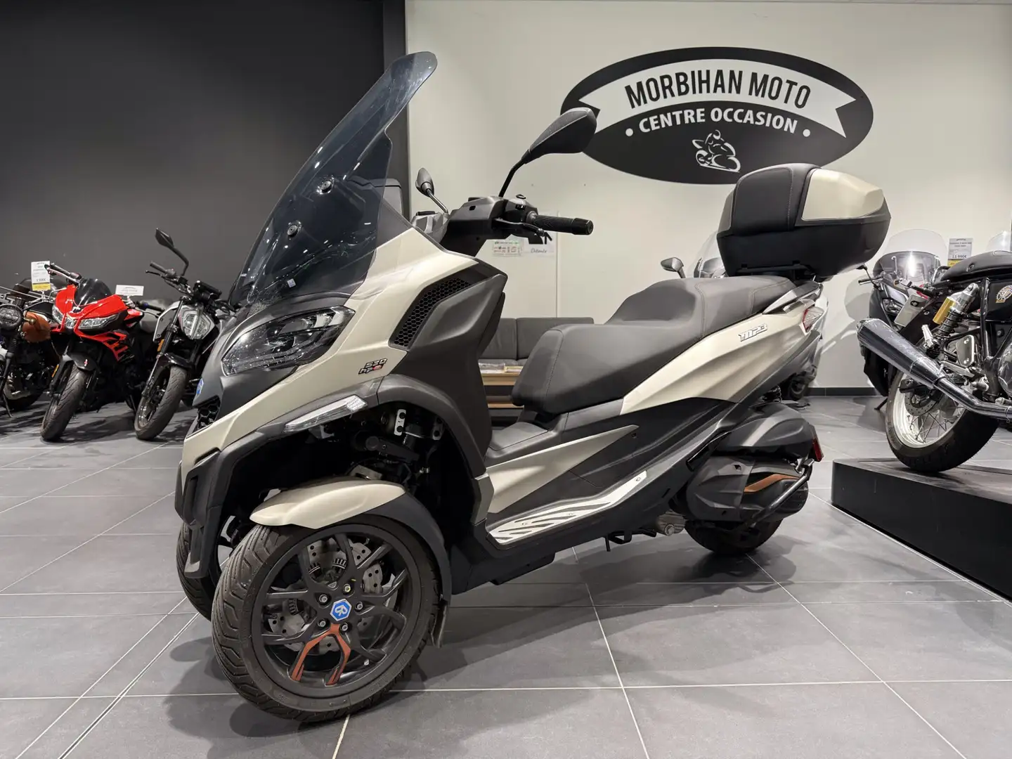 Piaggio MP3 530 - 1