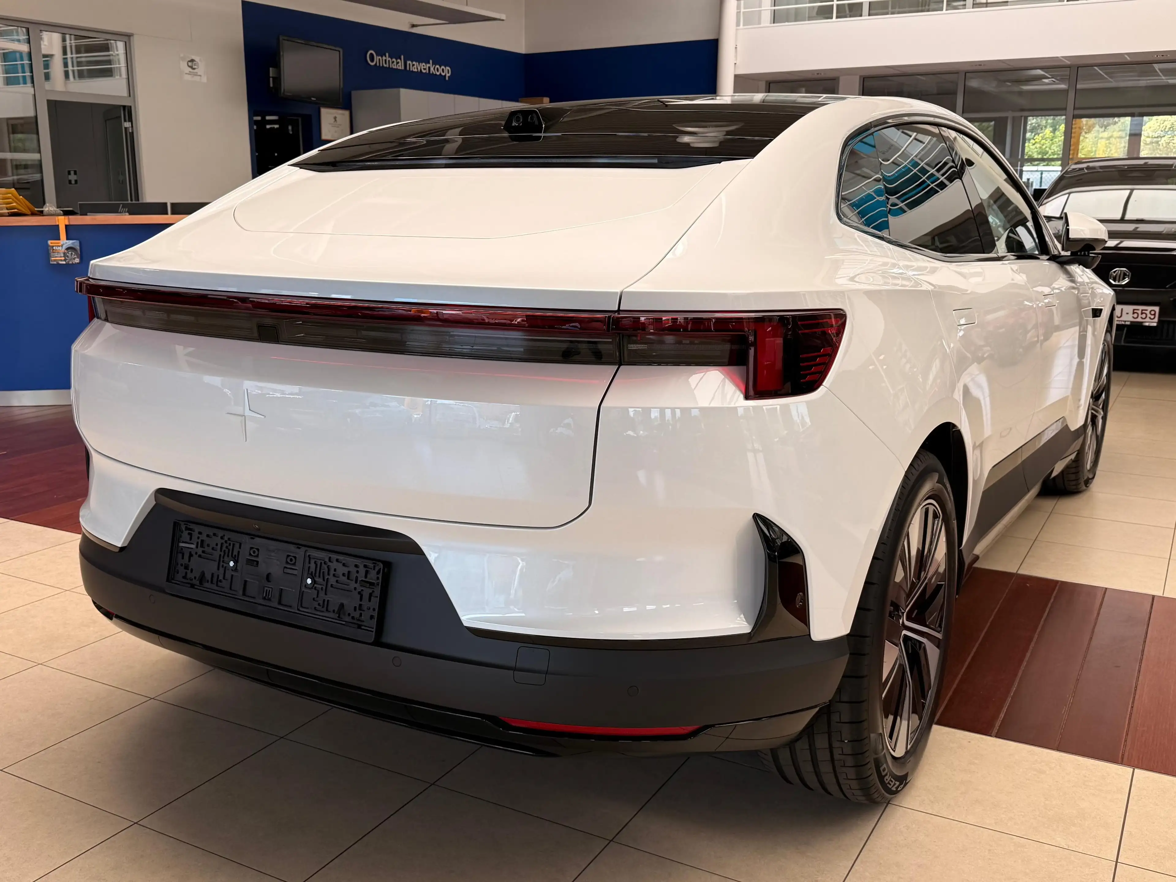 Polestar 4 Polestar 4 100 kWh Long Range Dual Motor Business FULL OPTION — photo 6